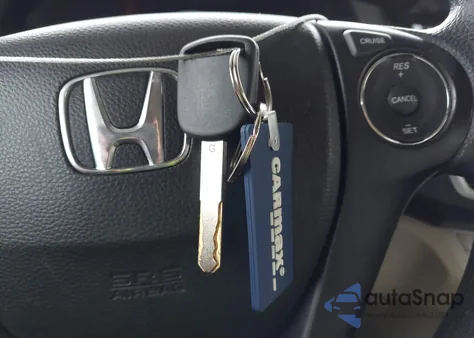 2015 Honda Accord Lx z USA, uszkodzony, nr VIN 1HGCR2F35FA186123